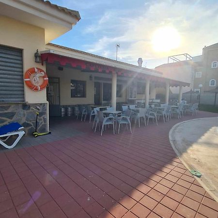 Alex Bungalow Apartman Torrevieja Kültér fotó