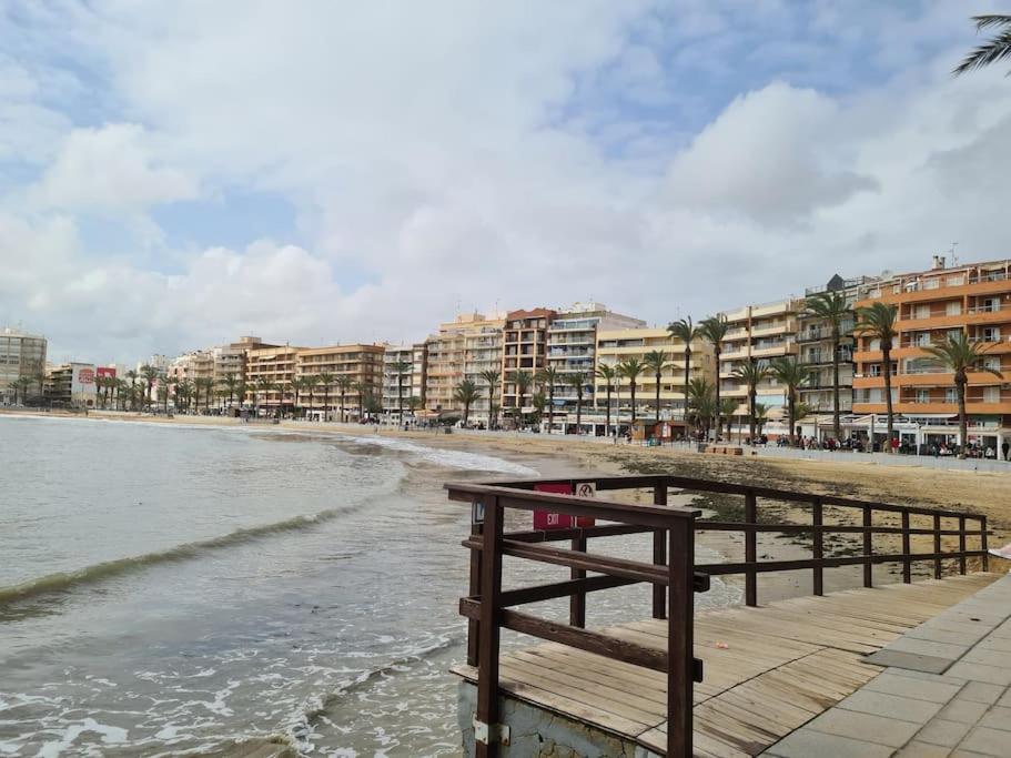 Alex Bungalow Apartman Torrevieja Kültér fotó